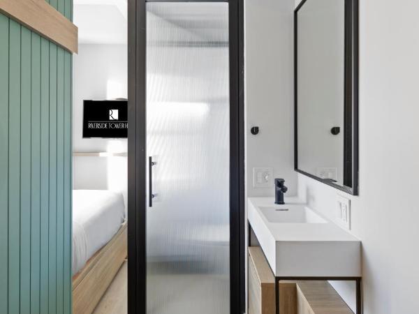 Riverside Tower Hotel : photo 2 de la chambre chambre double - vue sur parc