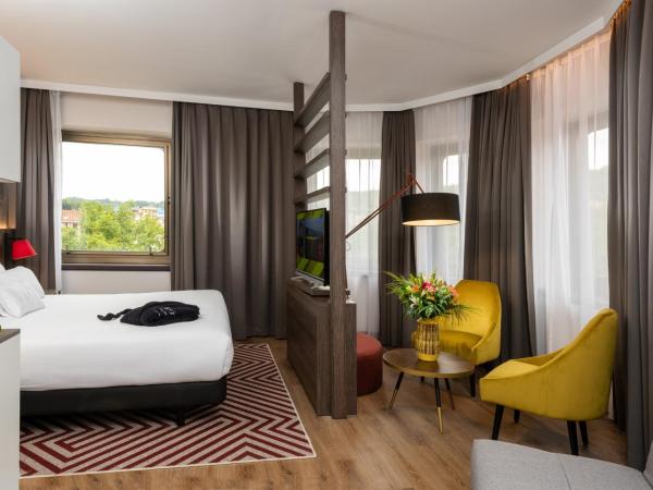 NYX Hotel Bilbao by Leonardo Hotels : photo 5 de la chambre chambre familiale supérieure