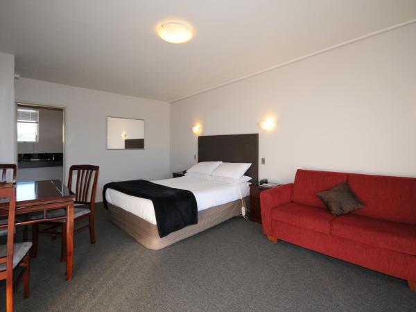 City Central Motel Apartments : photo 3 de la chambre studio lit queen-size 