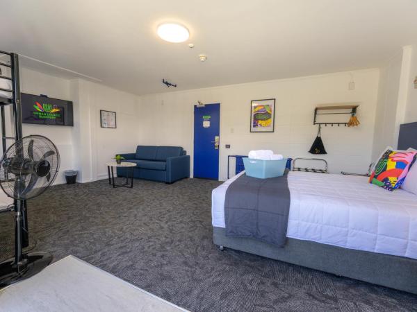 Urban Lounge Sleepery : photo 6 de la chambre chambre familiale avec salle de bains commune