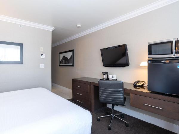 Sandman Signature Edmonton South Hotel : photo 2 de la chambre chambre standard 1 lit king-size