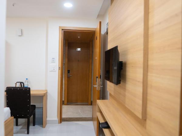 HOTEL SUDARSHAN GRAND : photo 3 de la chambre chambre double