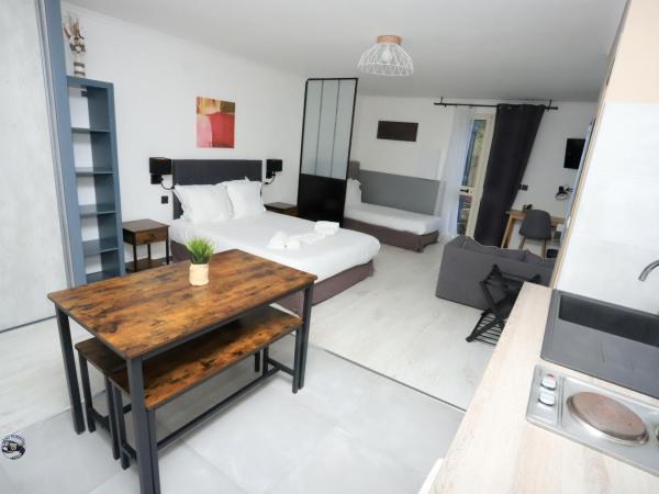 Apparts' hôtel Casa di a Restonica : photo 1 de la chambre studios b1 / b2 rdc (2 to 3 people)