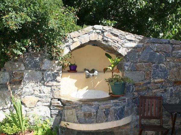 Apparts' hôtel Casa di a Restonica : photo 4 de la chambre studio a4 floor (2 to 4 people)