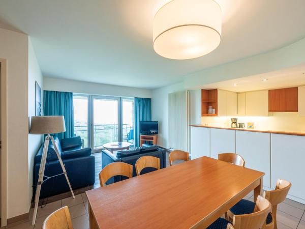 Vayamundo Oostende - Apartments : photo 1 de la chambre appartement confort xl - vue latérale sur mer