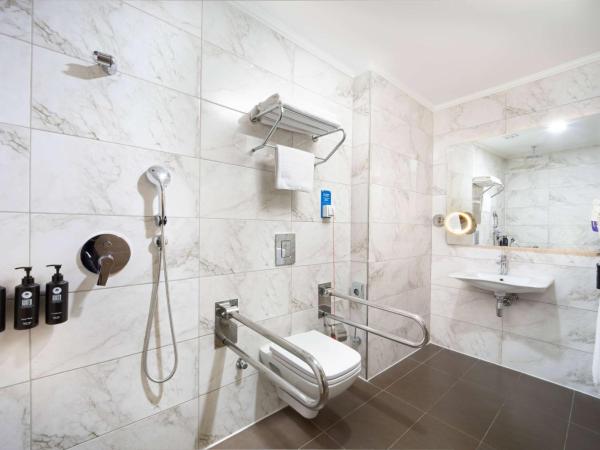 TRYP By Wyndham Istanbul Sisli Hotel : photo 5 de la chambre chambre pour personnes handicapées