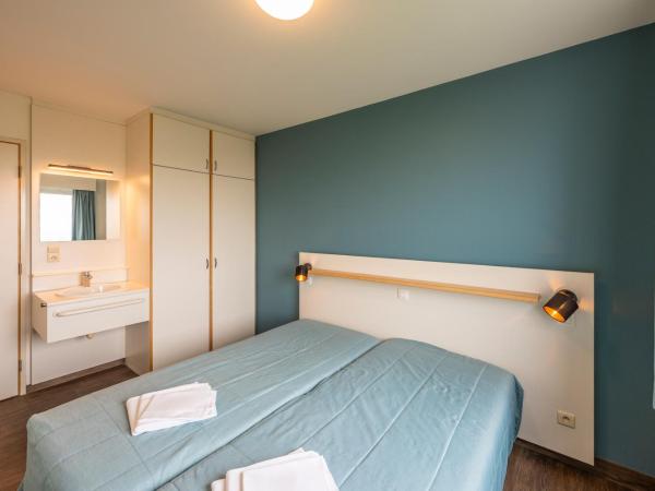 Vayamundo Oostende - Apartments : photo 5 de la chambre appartement confort xl - vue latérale sur mer