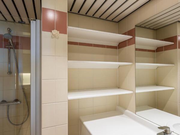 Vayamundo Oostende - Apartments : photo 9 de la chambre appartement confort xl - vue latérale sur mer