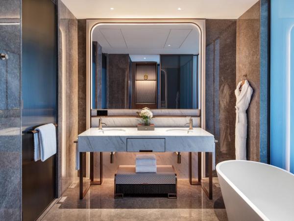 Four Seasons Hotel Dalian : photo 3 de la chambre four seasons premier suite king