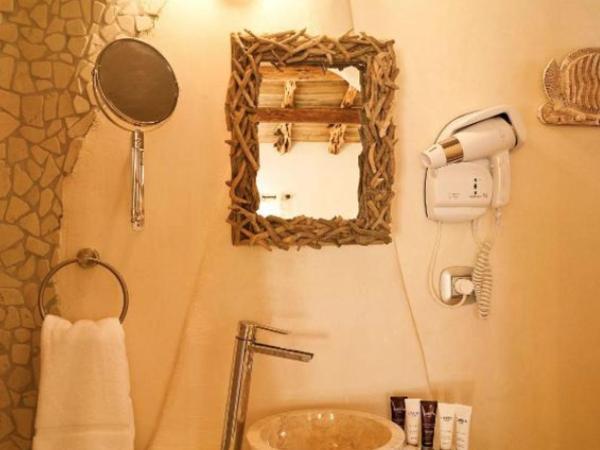 Hôtel Ambassador Palombaggia : photo 3 de la chambre suite (2 adultes)