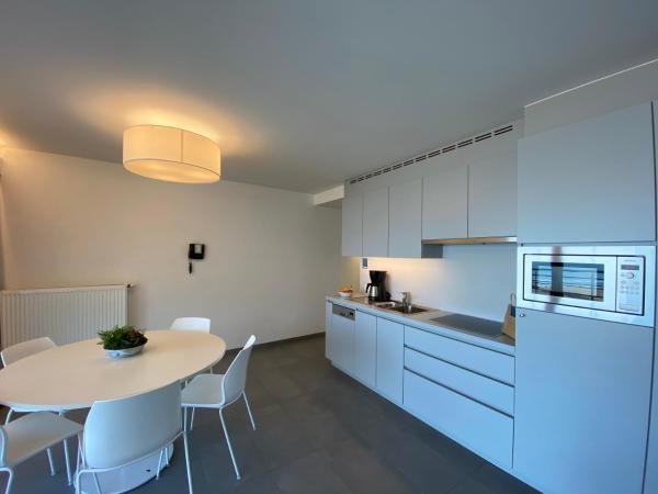 Vayamundo Oostende - Apartments : photo 4 de la chambre appartement supérieur - vue latérale sur mer