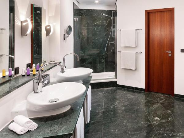 INNSiDE by Meliá Frankfurt Eurotheum : photo 8 de la chambre appartement the innside - espace supplémentaire