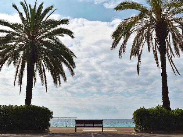 Hotel Pavillon Imperial : photo 7 de la chambre chambre double supérieure avec terrasse - vue sur mer