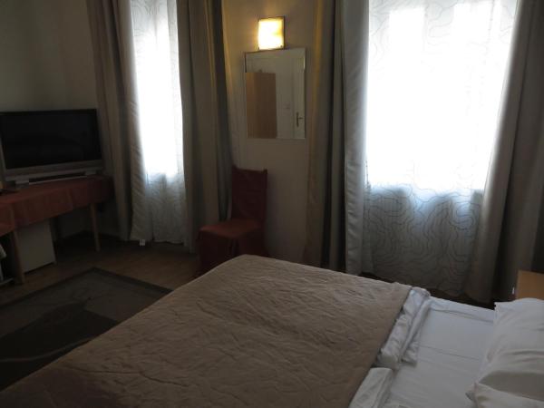 Hotel Pension Stadtpark : photo 2 de la chambre chambre double