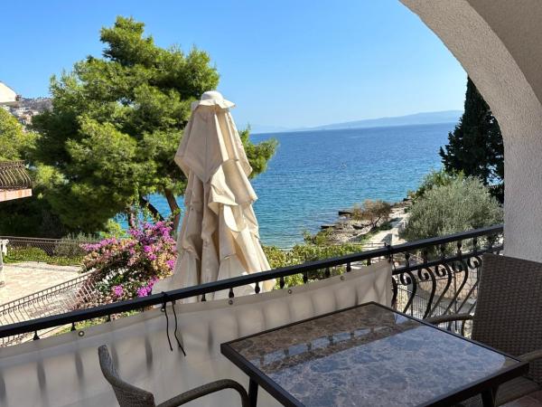 Villa Aequum : photo 8 de la chambre chambre double avec balcon - vue sur mer