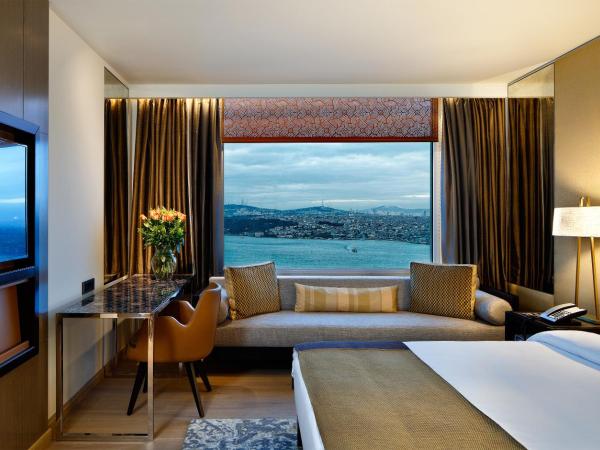 The Marmara Taksim : photo 3 de la chambre chambre double ou lits jumeaux de luxe - vue sur bosphore