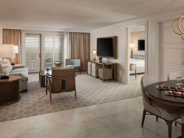 Waldorf Astoria Orlando : photo 4 de la chambre corner luxury king suite with balcony