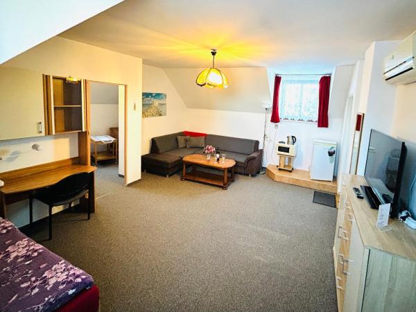 Penzion Chaloupka : photo 10 de la chambre two-bedroom suite (5 adults)