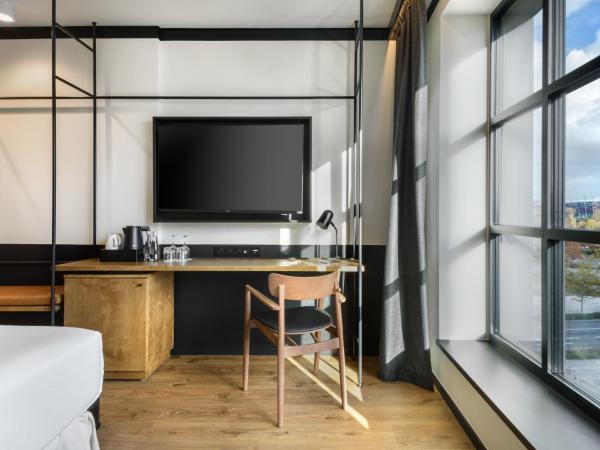 Barceló Warsaw Powiśle : photo 9 de la chambre chambre double ou lits jumeaux de luxe avec vue