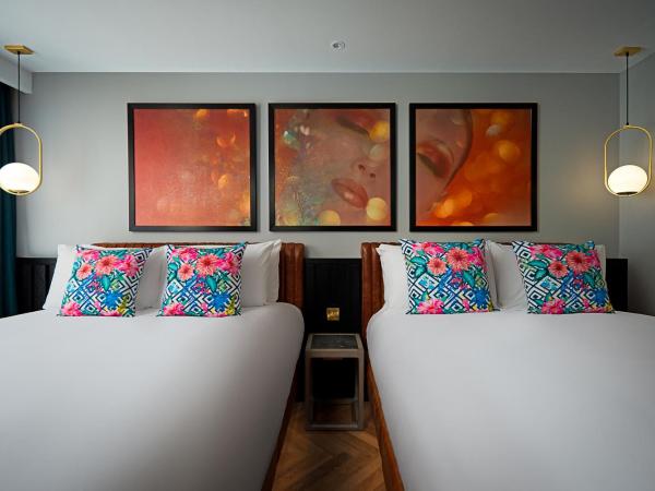 NYX Hotel Dublin Portobello : photo 3 de la chambre chambre de luxe avec 2 lits king-size