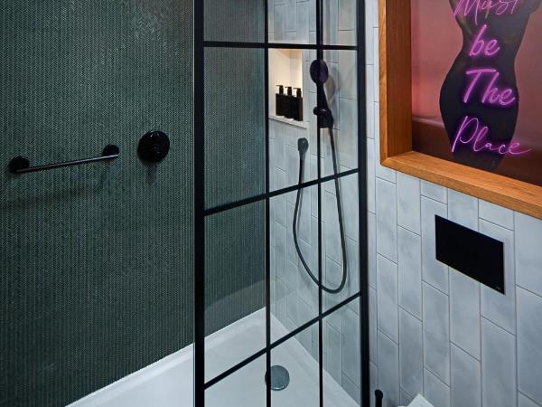 NYX Hotel Dublin Portobello : photo 5 de la chambre chambre lit king-size supérieure avec vue