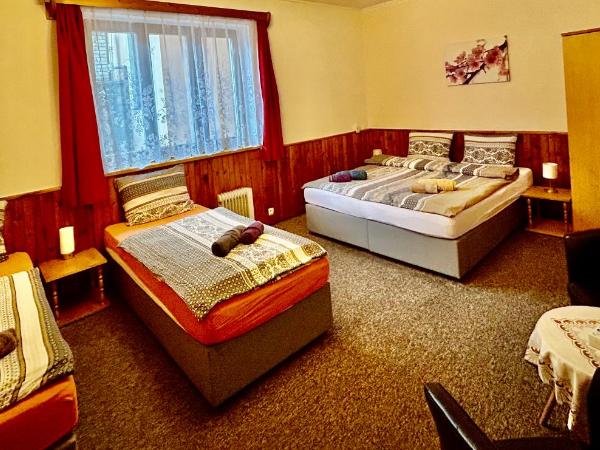 Penzion Chaloupka : photo 6 de la chambre chambre triple basique