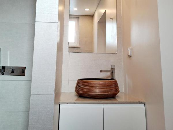 SurfSoul Guesthouse - Bed and Breakfast : photo 6 de la chambre chambre double avec salle de bains privative