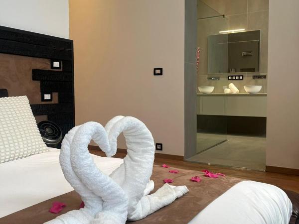 White Castle - Charleroi Airport : photo 1 de la chambre chambre double deluxe avec baignoire