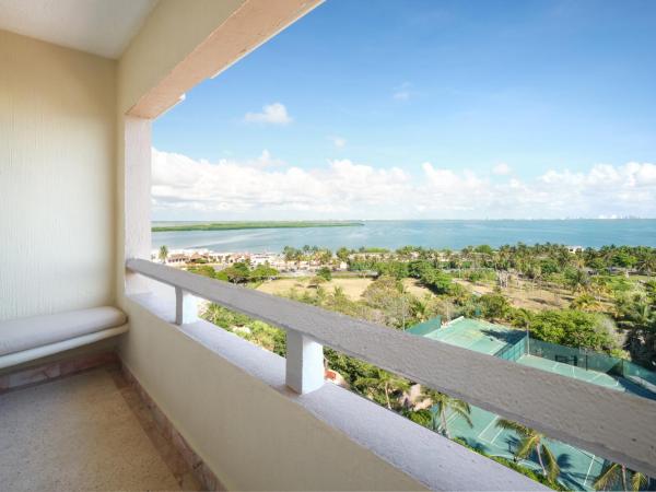 Wyndham Grand Cancun All Inclusive Resort & Villas : photo 3 de la chambre chambre double deluxe avec vue sur le lagon - non-fumeurs