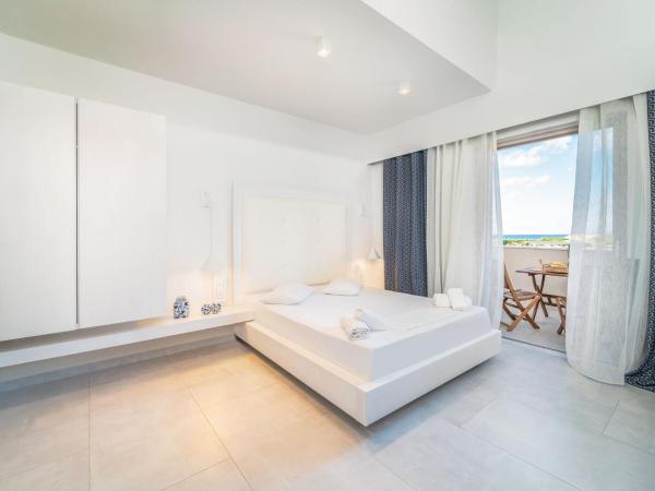 San Giovanni Beach Resort and Suites : photo 1 de la chambre executive panorama suite sea view