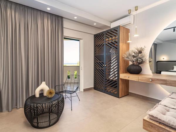 San Giovanni Beach Resort and Suites : photo 6 de la chambre superior panorama suite sea view