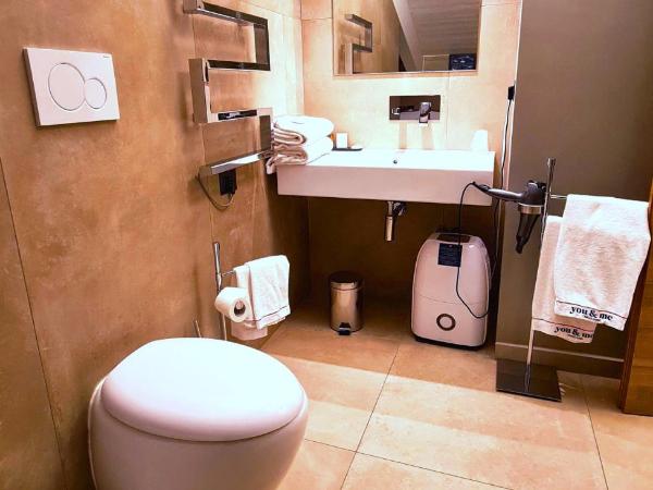 You & Me Beach Hotel : photo 8 de la chambre suite junior avec bain à remous