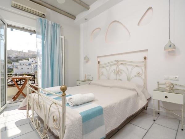 Sofi pension : photo 1 de la chambre chambre double ou lits jumeaux - vue sur ville