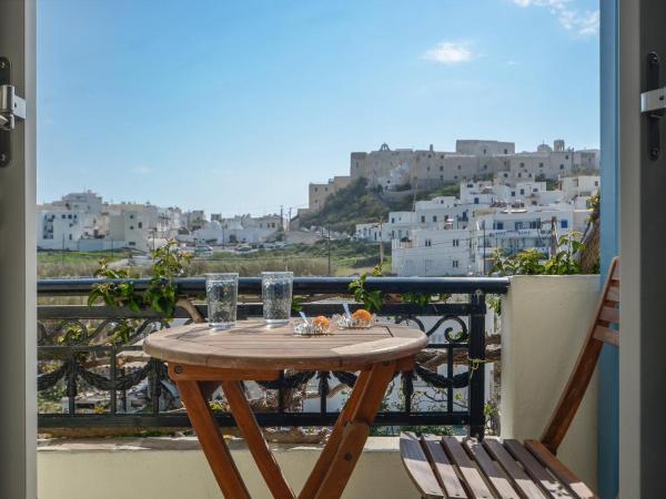 Sofi pension : photo 5 de la chambre chambre double ou lits jumeaux - vue sur ville