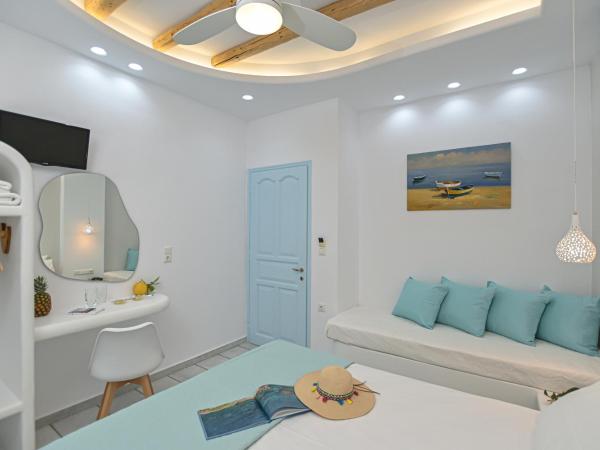 Sofi pension : photo 2 de la chambre chambre triple avec balcon