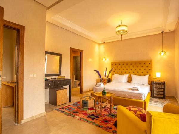 Riad Azia : photo 2 de la chambre suite - vue sur piscine