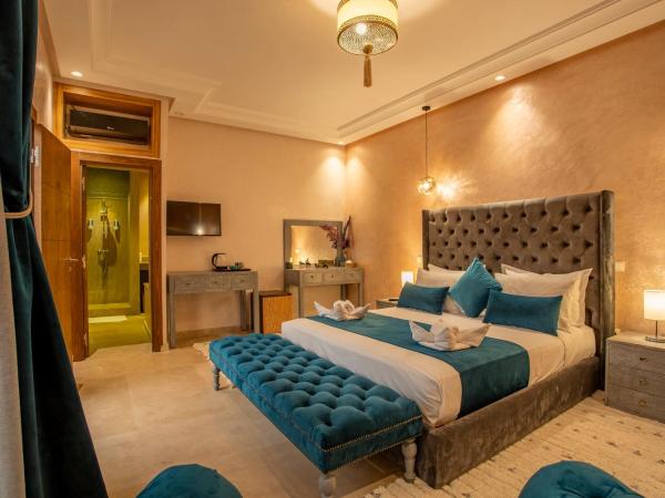 Riad Azia : photo 2 de la chambre suite supérieure lit king-size