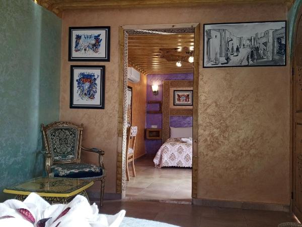 RIAD Dar Ouezzani : photo 5 de la chambre chambre deluxe avec 2 lits queen-size