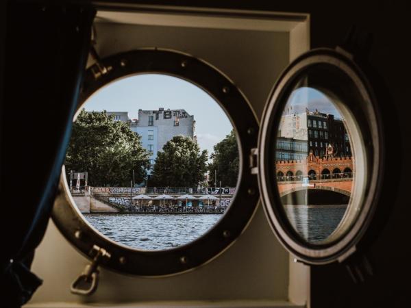 Shipotel-Berlin GmbH, Shipotel Eastern & Shipotel Western : photo 9 de la chambre double cabin 2nd class - shipotel eastern