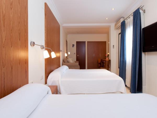 Hotel MR Costa Blanca : photo 2 de la chambre chambre quadruple confort