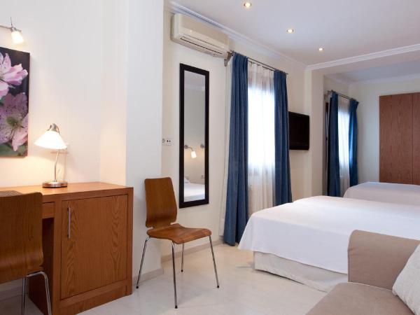 Hotel MR Costa Blanca : photo 4 de la chambre chambre quadruple confort