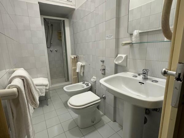 Hotel Città Studi : photo 6 de la chambre chambre triple