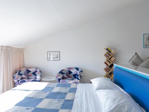 B&B Palazzo Mirelli : photo 6 de la chambre studio avec terrasse - vue sur mer