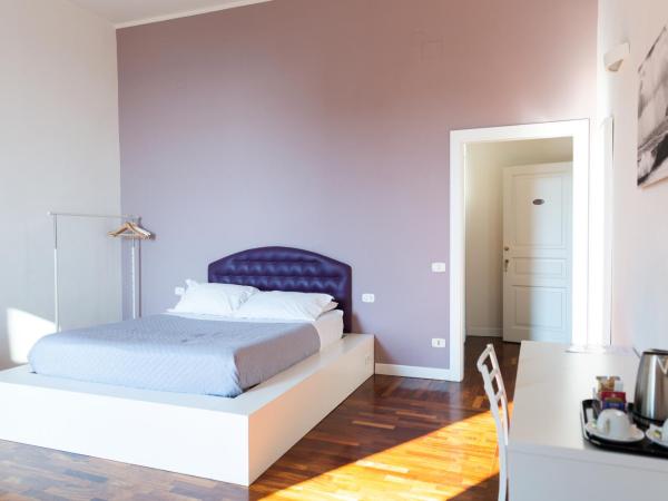 B&B Palazzo Mirelli : photo 3 de la chambre chambre lit king-size - vue sur mer