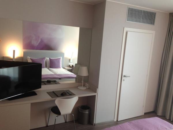 Hotel City Lugano : photo 2 de la chambre chambre double cosy moderne