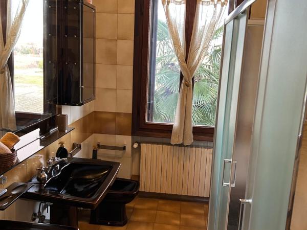 Villa Carla - Camera King Superior : photo 4 de la chambre chambre lit king-size supérieure