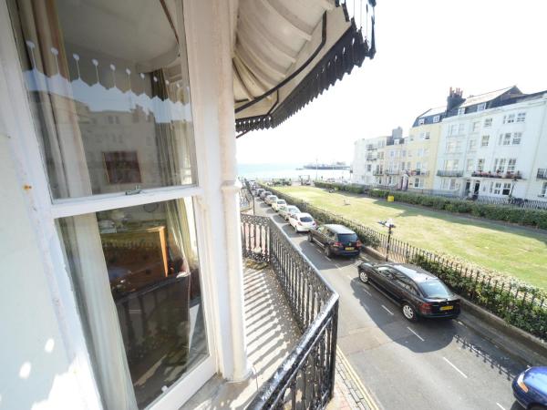 Marine View : photo 1 de la chambre chambre double avec balcon