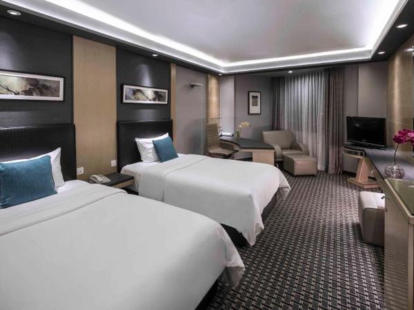 M Hotel Singapore City Centre : photo 2 de la chambre chambre lits jumeaux premier avec connexion wi-fi gratuite