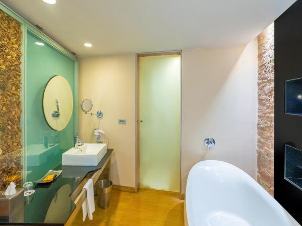 O Hotel Pune : photo 7 de la chambre chambre deluxe 