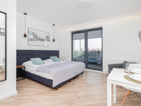 Browar Gdański by Noclegi Renters : photo 2 de la chambre studio supérieur avec balcon